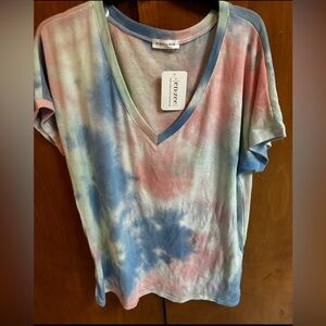 Women’s pink, blue, white tie dye tshirt size large new with tags